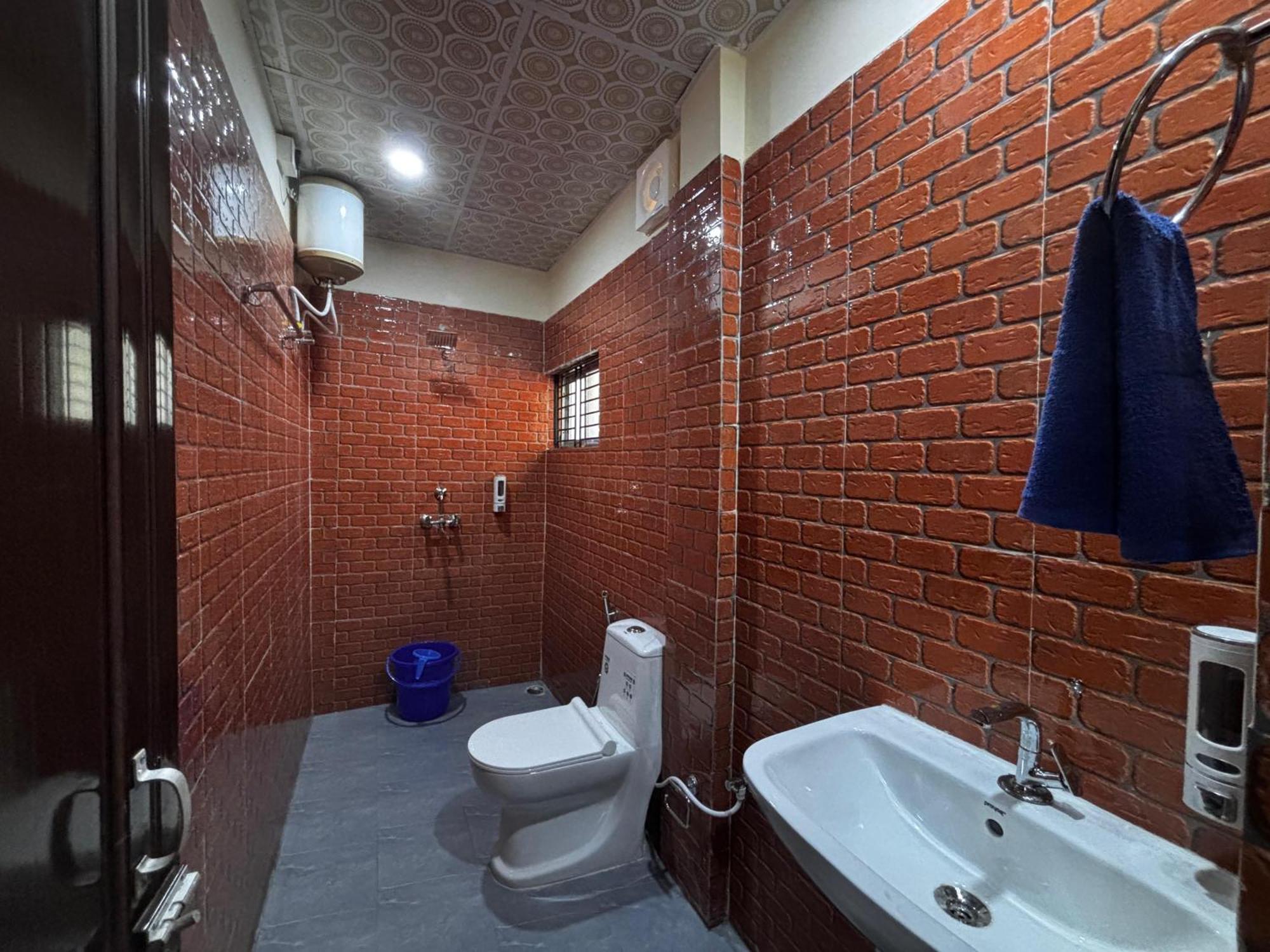 The Gulmohar Inn Guwahati Dış mekan fotoğraf