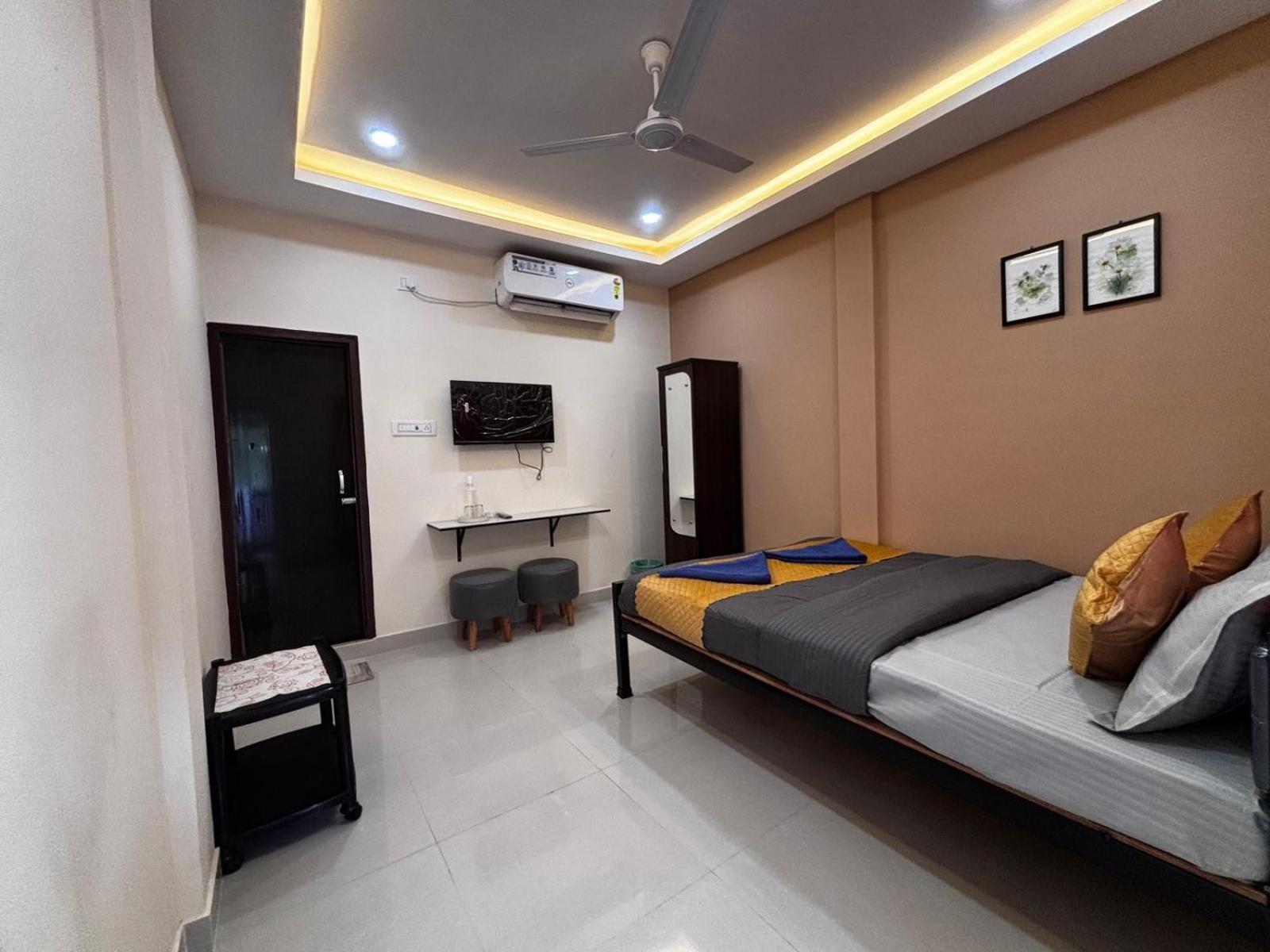 The Gulmohar Inn Guwahati Dış mekan fotoğraf
