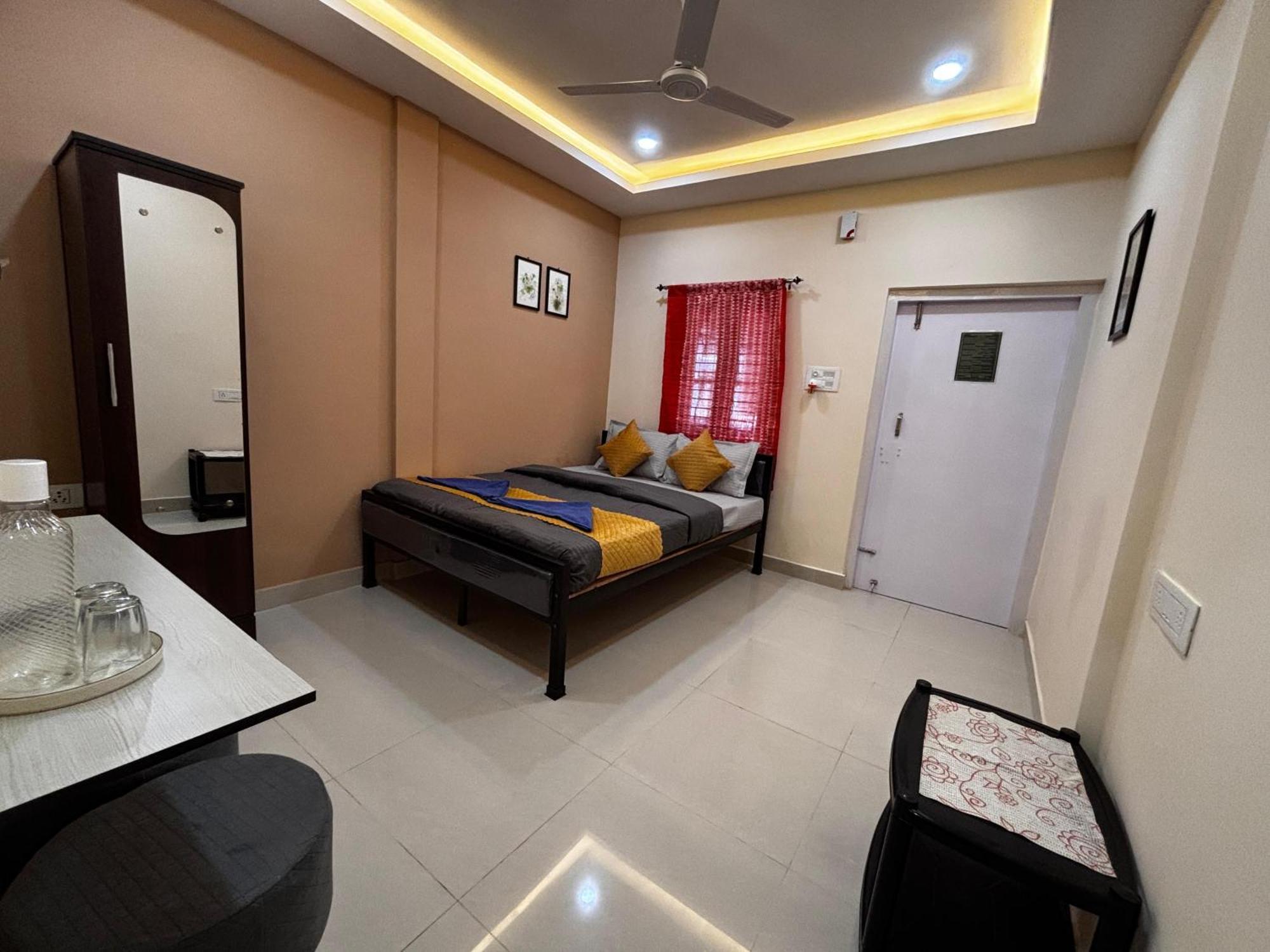 The Gulmohar Inn Guwahati Dış mekan fotoğraf